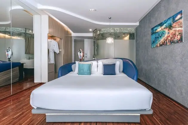 Deluxe Tek Büyük Yataklı Oda