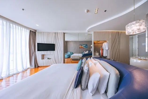 Deluxe Tek Büyük Yataklı Oda