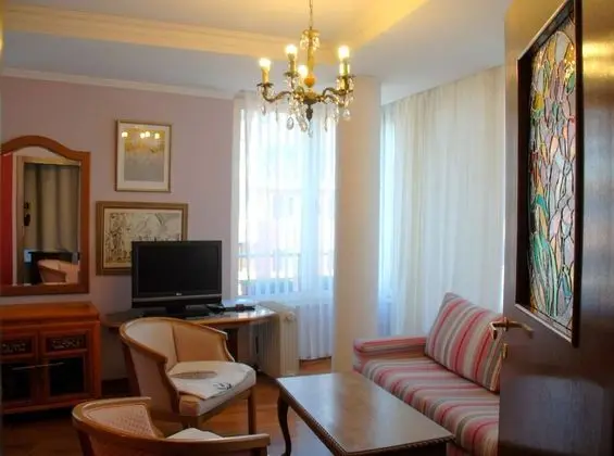 Classic Apart Daire, 1 Yatak Odası, Mutfak, Bahçeli