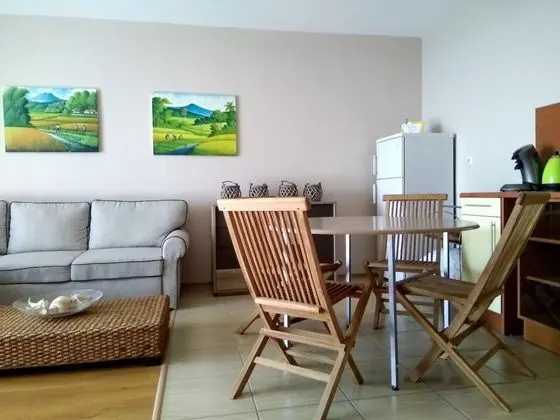 Apart Daire, 1 Yatak Odası, Bahçe Manzaralı, Avlu