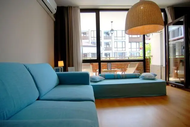 Design Apart Daire, 1 Yatak Odası, Teras, Havuz Kenarı
