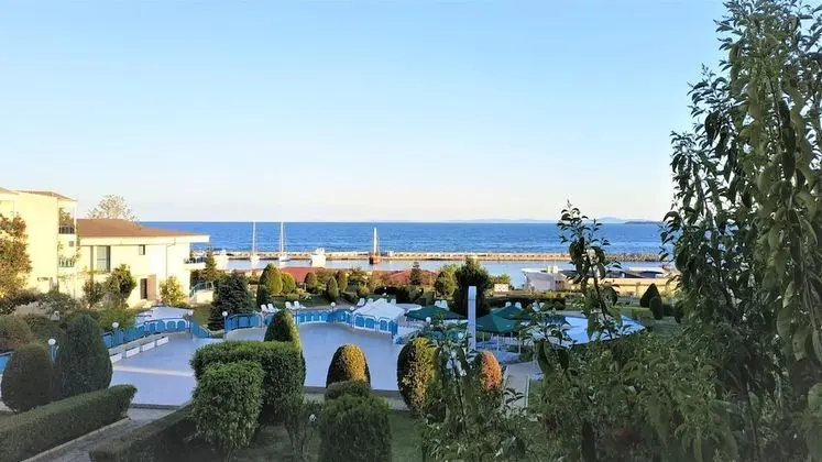 Design Apart Daire, 1 Yatak Odası, Deniz Manzaralı, Denize Sıfır