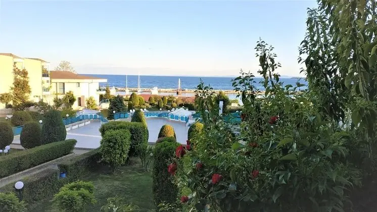 Design Apart Daire, 1 Yatak Odası, Deniz Manzaralı, Denize Sıfır