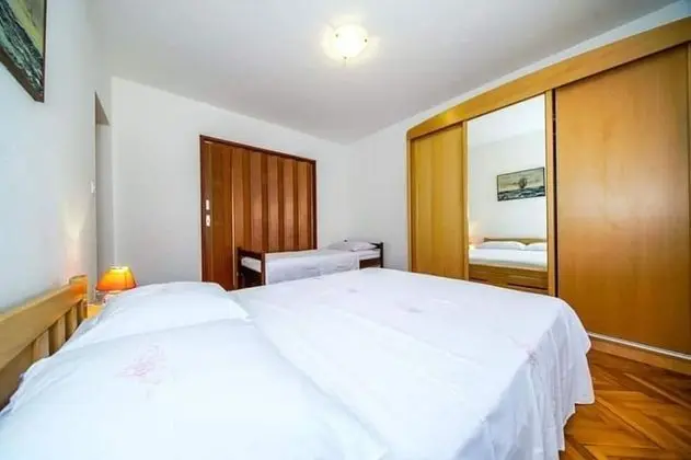 Apart Daire (Barb - 30 m from the sea - A1(6))