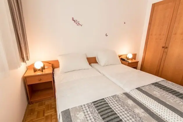 Standard Tek Büyük veya İki Ayrı Yataklı Oda