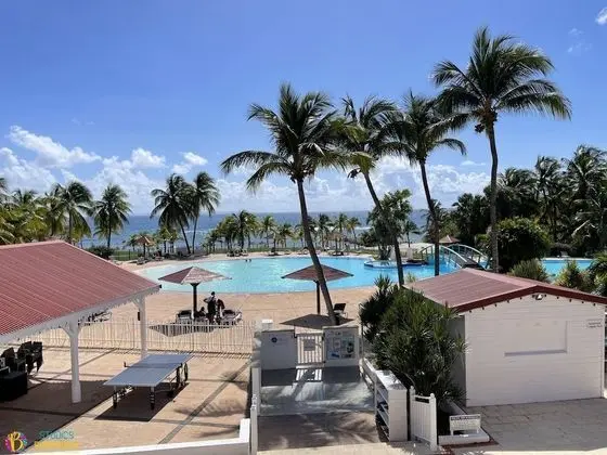 Panoramic Stüdyo Süit, Deniz Manzaralı, Havuz Kenarı (Barbadine 1011)