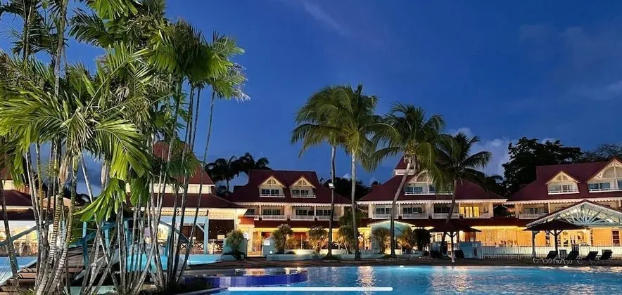 Panoramic Stüdyo Süit, Deniz Manzaralı, Havuz Kenarı (Barbadine 1013)