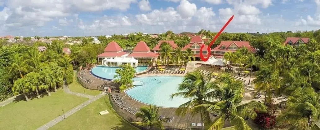 Panoramic Stüdyo Süit, Deniz Manzaralı, Havuz Kenarı (Barbadine 1013)