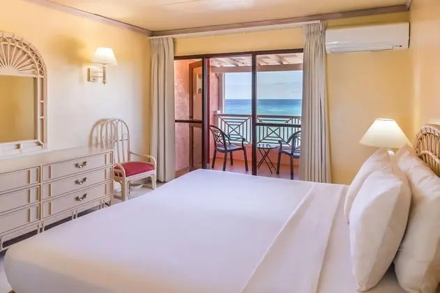 Deluxe Oda (1 King or 1 Queen Bed)