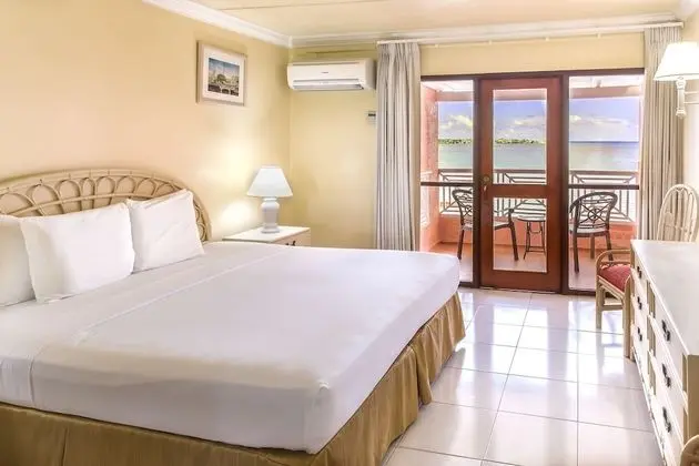 Honeymoon Oda, Havuz Manzaralı