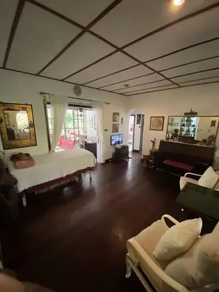 The Amber Suite in Hummingbird Apt