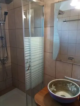Basic Oda, Deniz Manzaralı