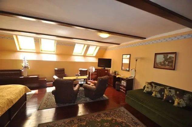 Standard Tek Büyük Yataklı Oda