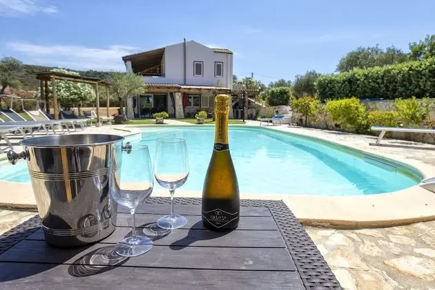 Villa, Özel Banyo, Havuz Manzaralı (Villa Barbara)