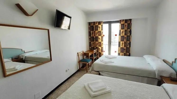 Dört Kişilik Oda, Balkon