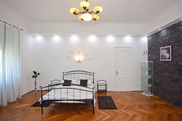 Apart Daire, 2 Yatak Odası, Balkon