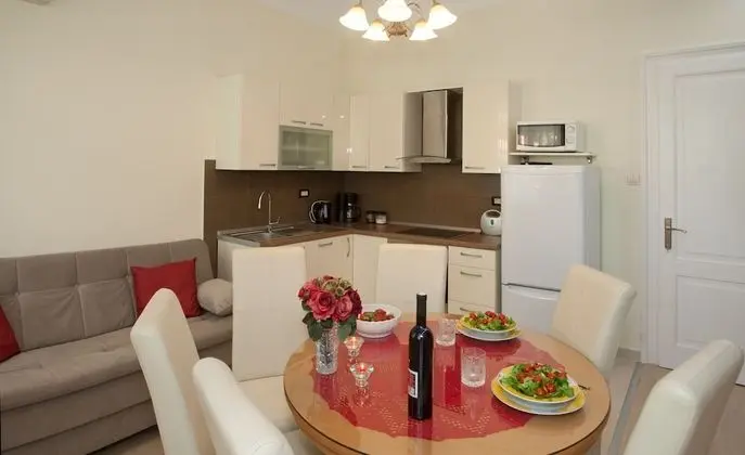 Apart Daire, 2 Yatak Odası, Balkon