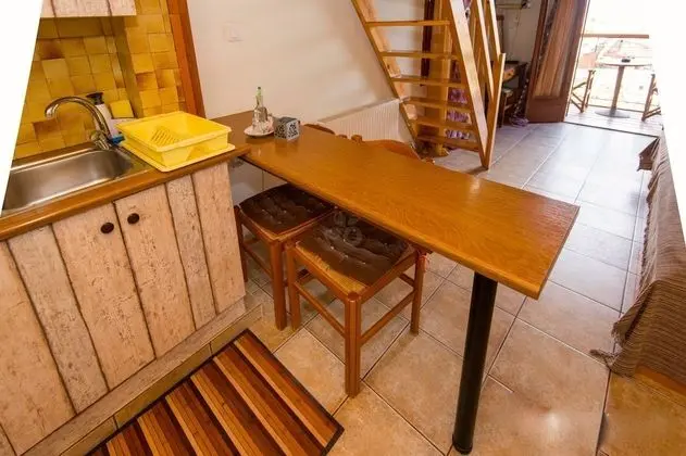Traditional Apart Daire, 1 Büyük (Queen) Boy Yatak, Balkon, Asma Kat