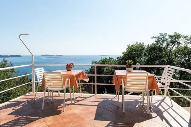 Stüdyo (Comfort Studio with Terrace)