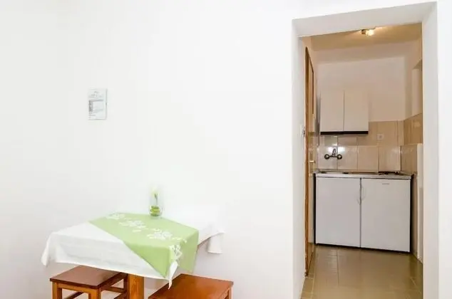 Stüdyo (Studio with Terrace and Sea View)