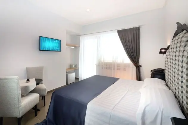 Junior Süit, 1 Çift Kişilik Yatak