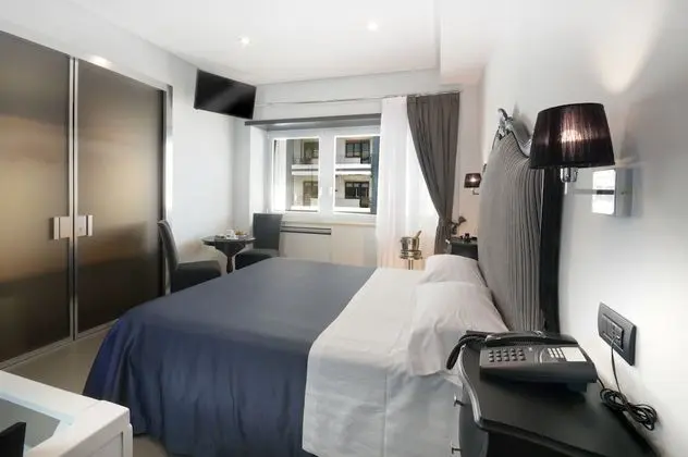 Junior Süit, 1 Çift Kişilik Yatak