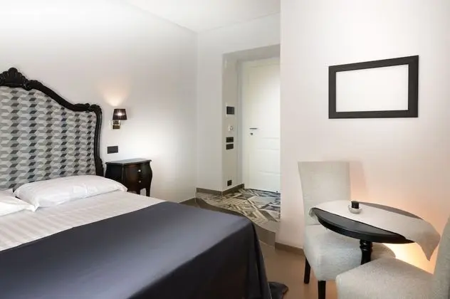 Junior Süit, 1 Çift Kişilik Yatak