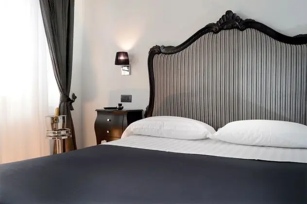 Süit, Sıcak Su Havuzu