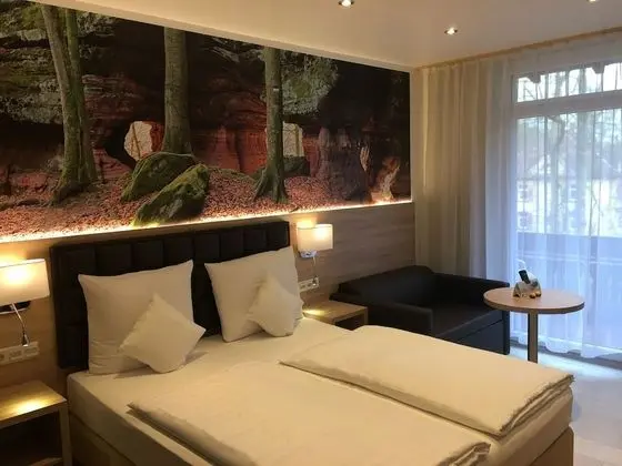Comfort Üç Kişilik Oda, 1 Büyük (Queen) Boy Yatak ve Çekyat