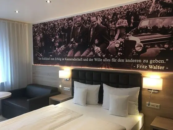 Comfort Üç Kişilik Oda, 1 Büyük (Queen) Boy Yatak ve Çekyat
