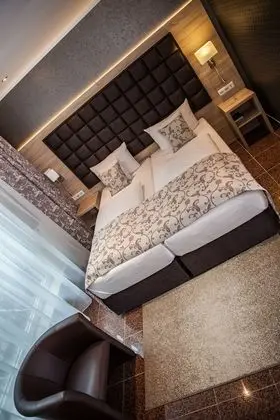Standard Tek Büyük veya İki Ayrı Yataklı Oda