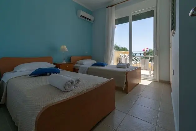 Villa, 3 Yatak Odası, Denize Sıfır