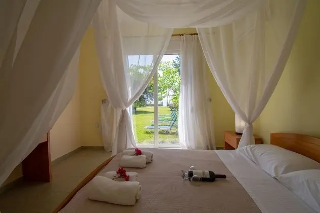 Villa, 3 Yatak Odası, Denize Sıfır
