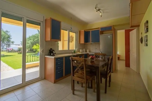 Villa, 3 Yatak Odası, Denize Sıfır