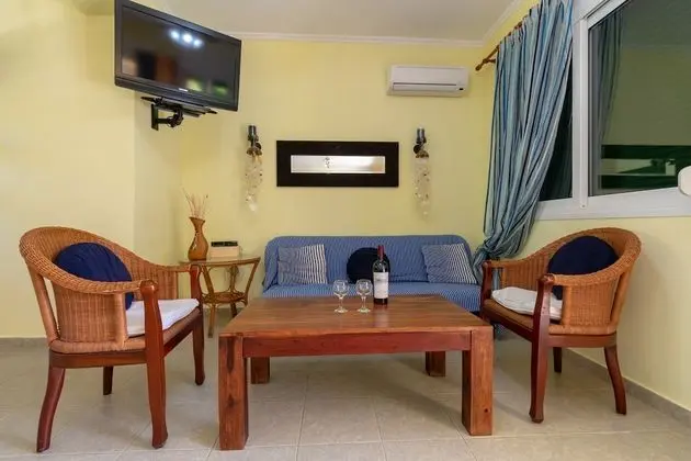 Villa, 3 Yatak Odası, Denize Sıfır