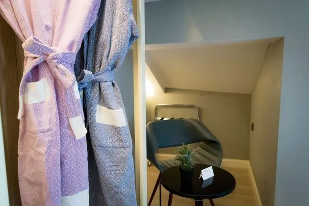 Deluxe Tek Büyük Yataklı Oda, 1 En Büyük (King) Boy Yatak, Teras, Kısmi Deniz Manzaralı