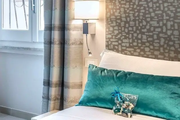 Deluxe Tek Büyük veya İki Ayrı Yataklı Oda