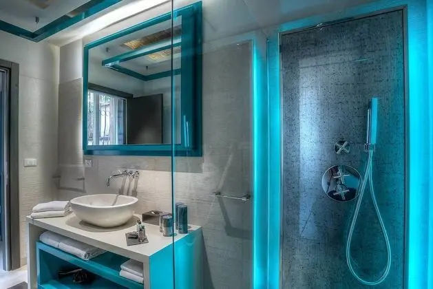 Deluxe Tek Büyük veya İki Ayrı Yataklı Oda