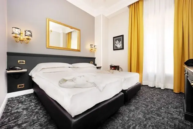 Standard Tek Büyük Yataklı Oda