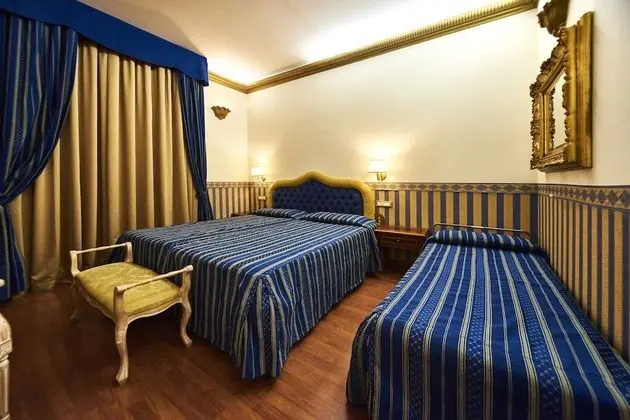 Standard Üç Kişilik Oda