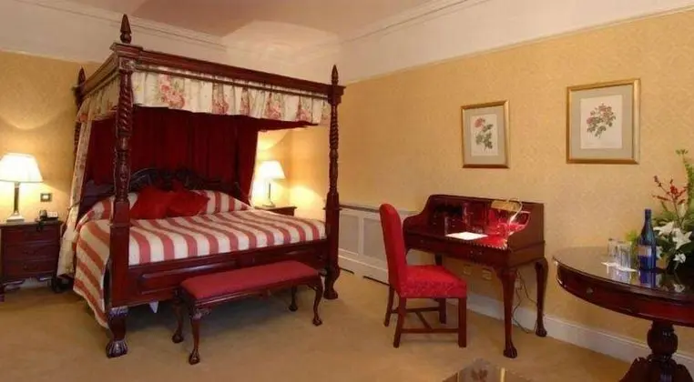 Romantic Tek Büyük Yataklı Oda, 1 Çift Kişilik Yatak (Four Poster)