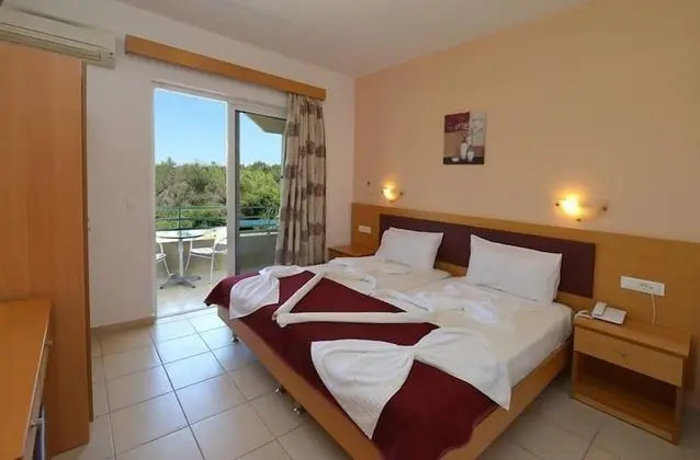 Apart Daire, 1 Yatak Odası, Balkon, Bahçe Manzaralı
