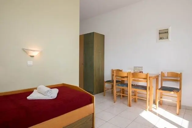 Apart Daire, 1 Yatak Odası, Balkon, Bahçe Manzaralı