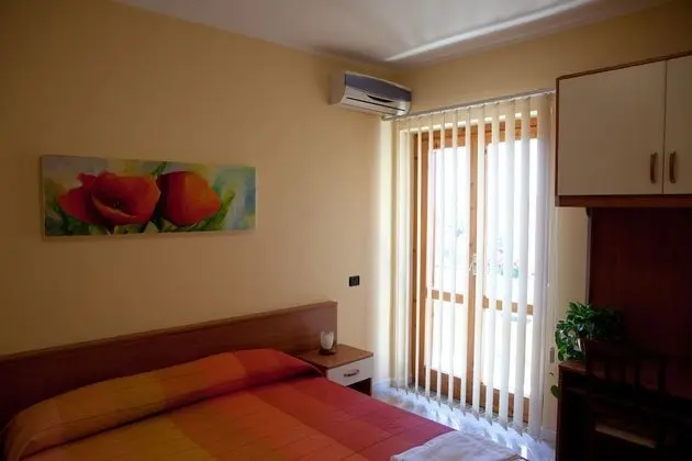 Tek Büyük Yataklı Oda, Deniz Manzaralı