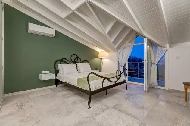 Deluxe Çatı Katı (Loft)