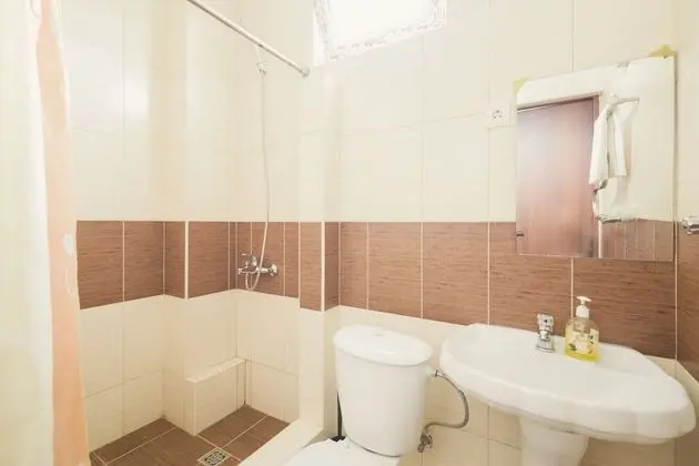 Economy Üç Kişilik Oda, 3 Tek Kişilik Yatak