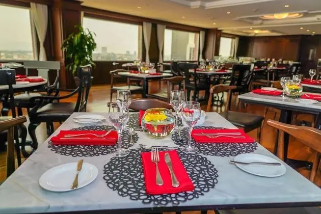 Süit, Şehir Manzaralı (Premium Level)