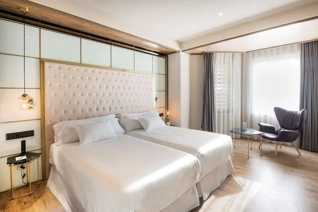 Superior Oda (with extra bed)