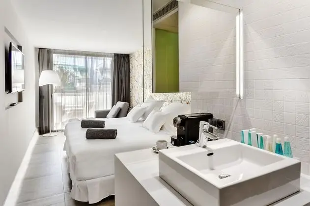 Deluxe Oda