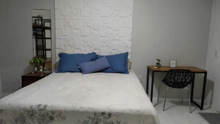 Business Tek Büyük Yataklı Oda